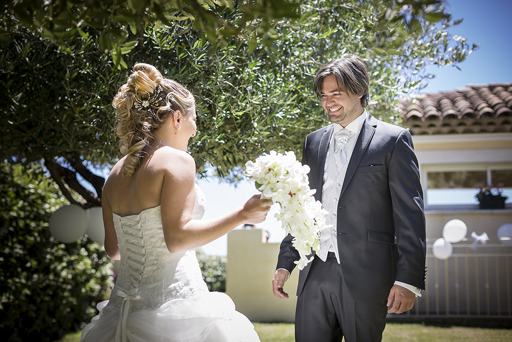 elise-julliard-photographe-lyon-rhone-alpes-mariage-wedding-amour-maries-provence-alpes-cote-dazur-seance-photo-preparatifs-antibes-nice-couple-3