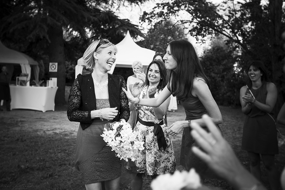 elise-julliard-photographe-lyon-rhone-alpes-mariage-wedding-amour-maries-provence-alpes-cote-dazur-seance-photo-invites-antibes-nice-bouquet-2